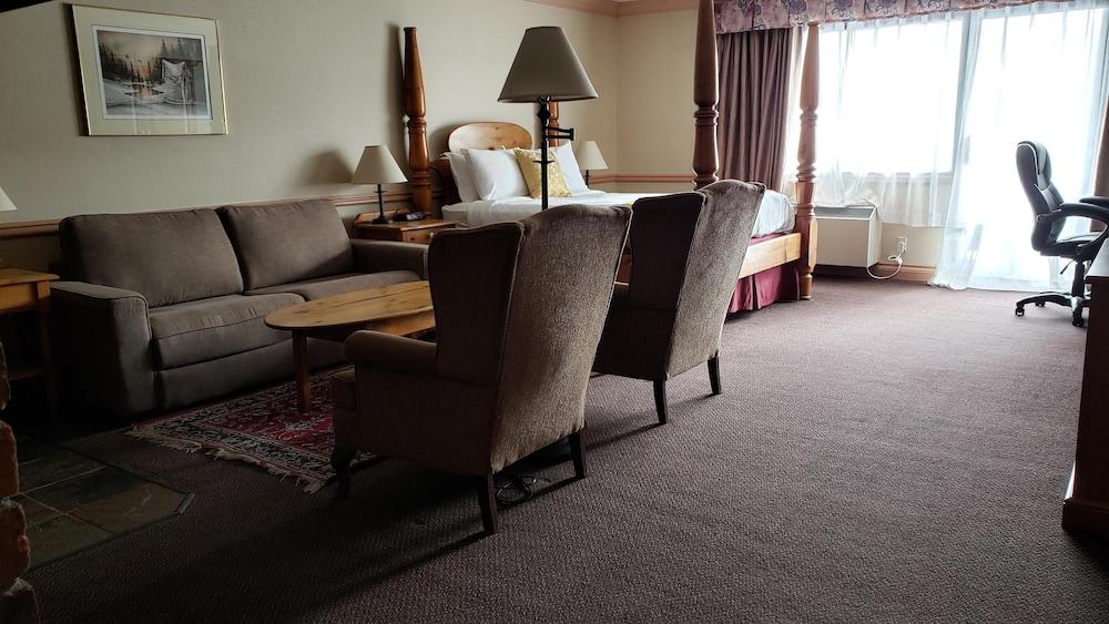 รามาดา บาย วินด์แฮม ไพน์วูด พาร์ค รีสอร์ต นอร์ทเบย์ Hotel ภายนอก รูปภาพ